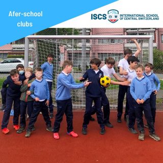 How NOT to take an instagram photo… We will call it a “Monday photo 😎” Welcome back! Our after-school clubs have returned today.  This term our students can choose from drama, choir, football, science, computer, German, chess and many more after-school clubs. What would you choose?

#afterschoolclub #football #photography #teacherslife
#internationalschool #internationalstudents #cham #zug #zugcity #hünenberg #baar #steinhausen #school #schoolleven #ecole #students #enseignement #schule #colegio #switzerland #escolar #escuela #escola #escoladein #schoollife #cambridgeschool #cambridgeinternational #internationalschools #myswitzerland